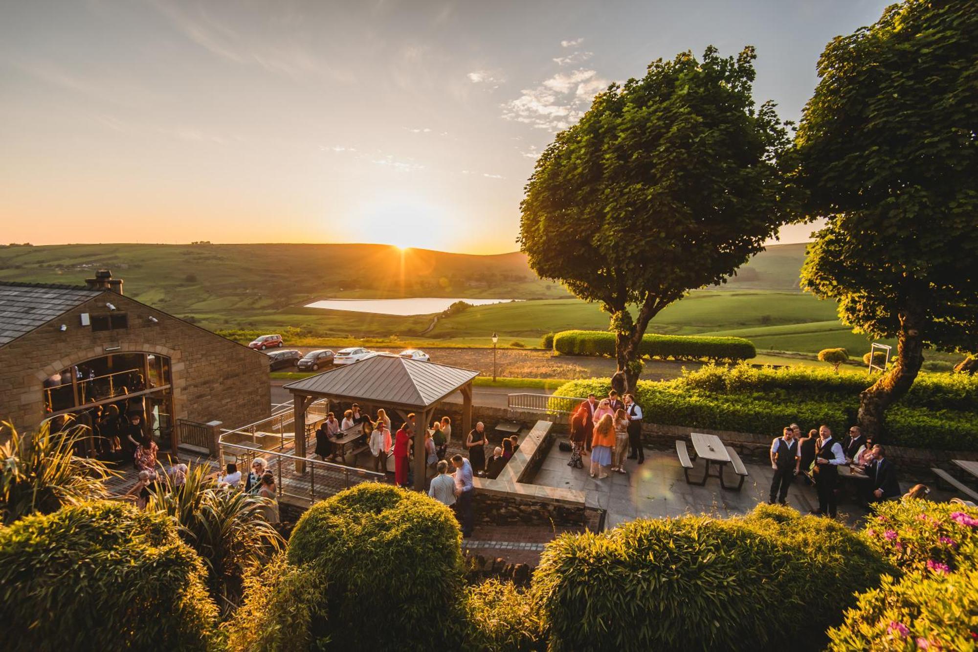 Diggle The Saddleworth Hotel מראה חיצוני תמונה